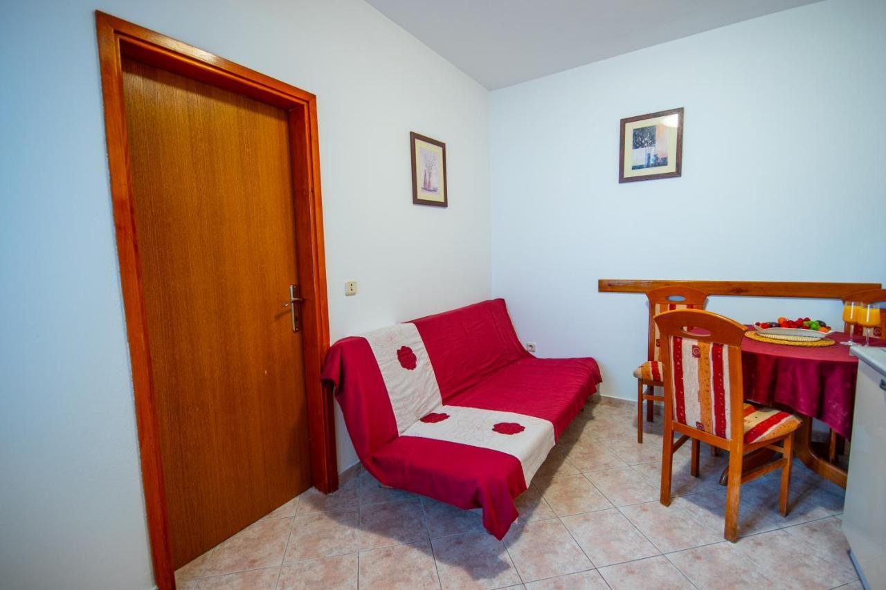 Apartment Franic Ποντστράνα Εξωτερικό φωτογραφία