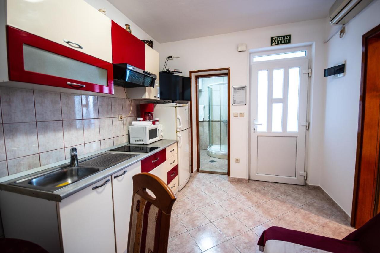 Apartment Franic Ποντστράνα Εξωτερικό φωτογραφία